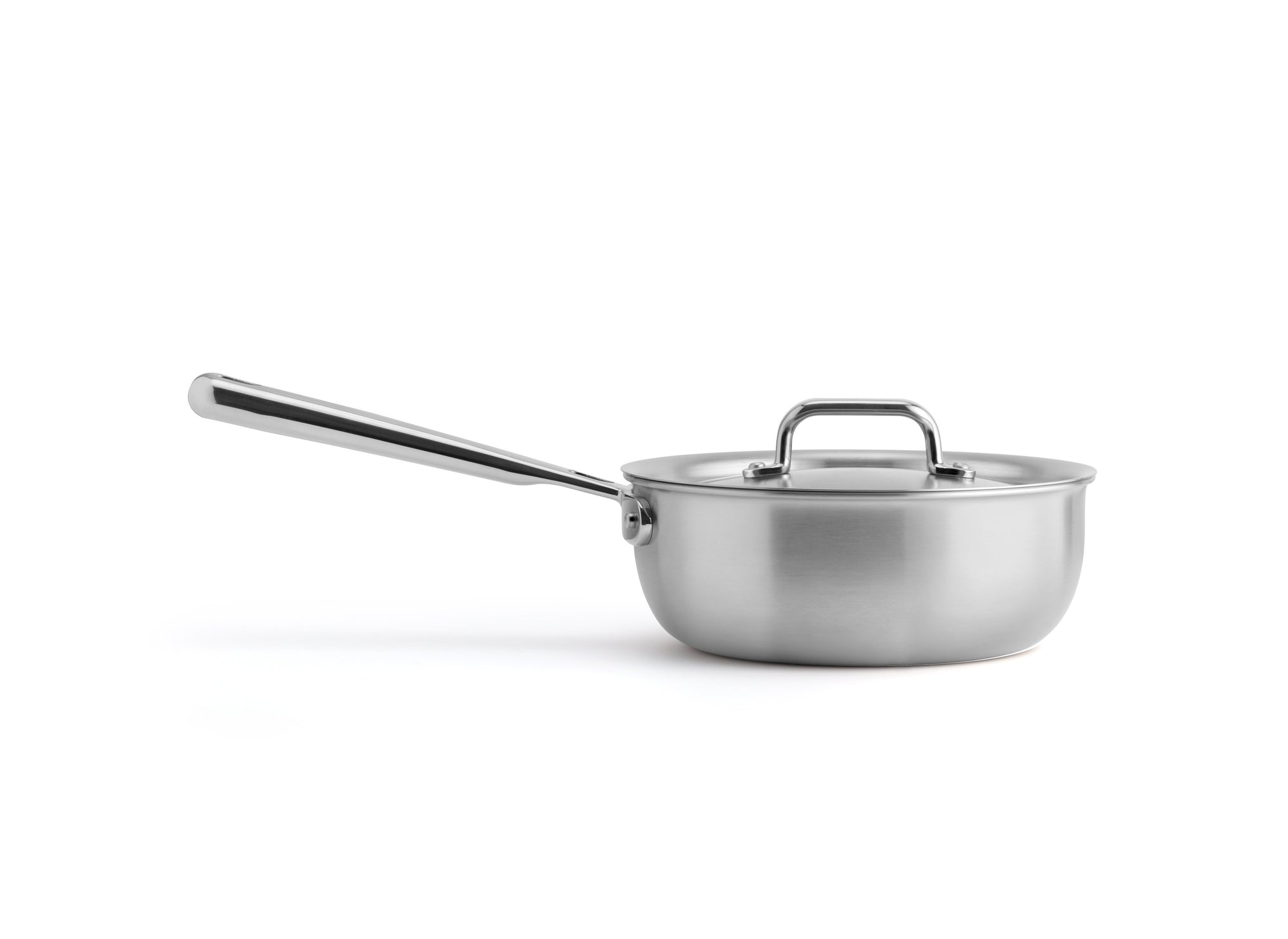 {{2qt}} Two quart Misen Saucier