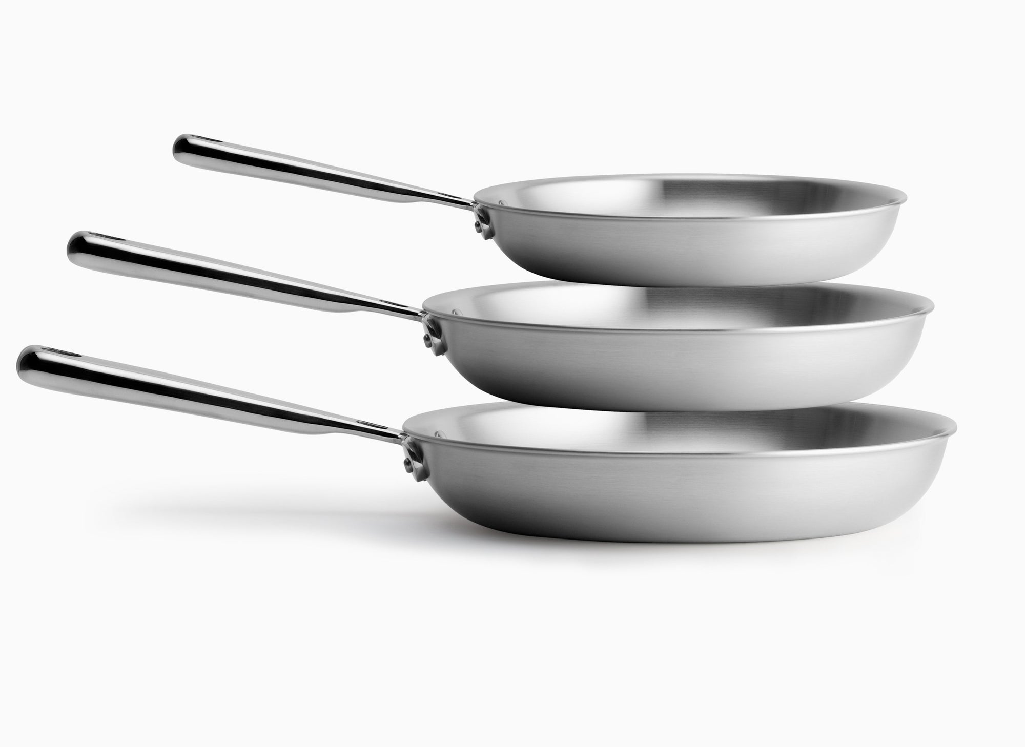 The three piece Misen Stainless Skillet set includes the 8 inch, 10 inch, and 12 inch pans.