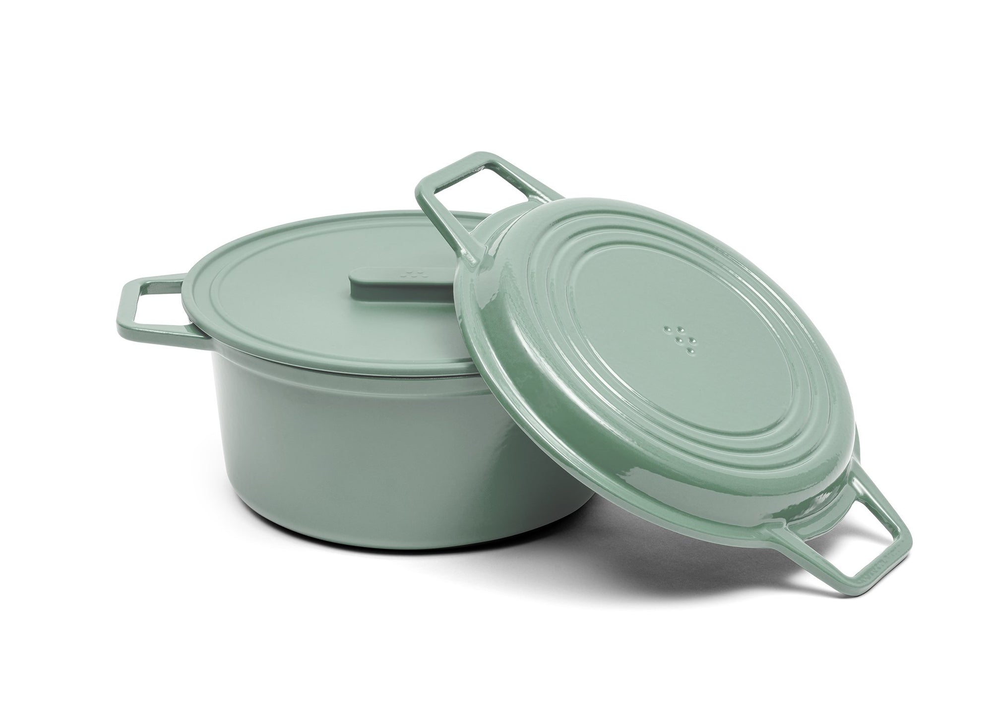 {{9-qt-grill-green}} A green 9-quart Misen Dutch Oven with matching Grill Lid and silicone Universal Lid.