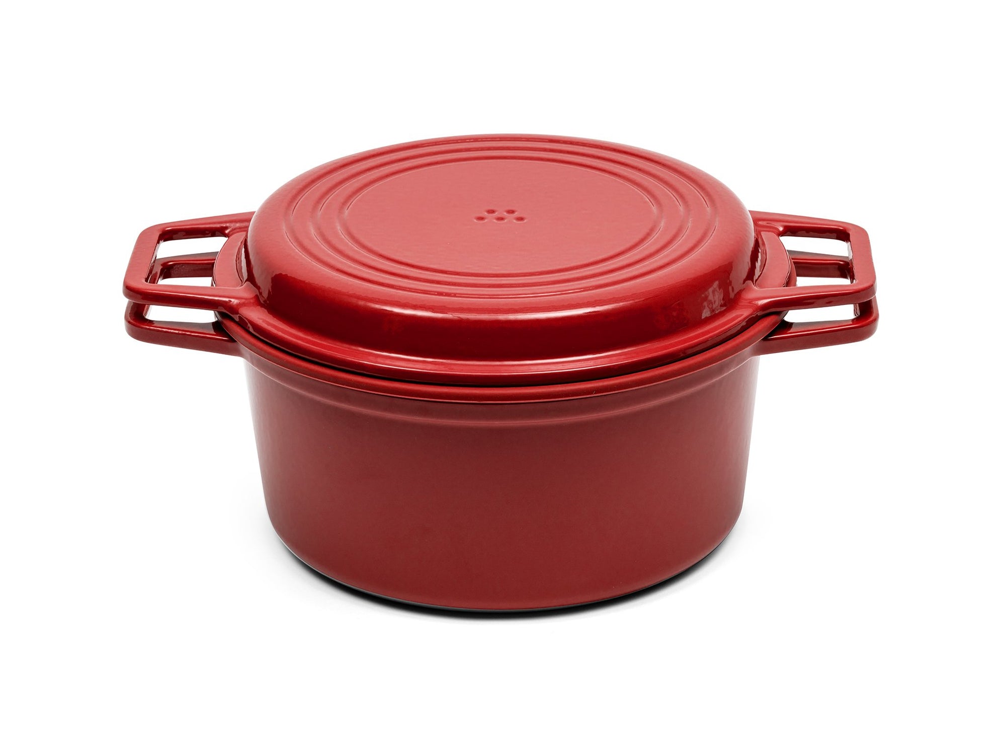{{9-qt-grill-red}} A red 9-quart Misen Dutch Oven covered by matching Grill Lid.