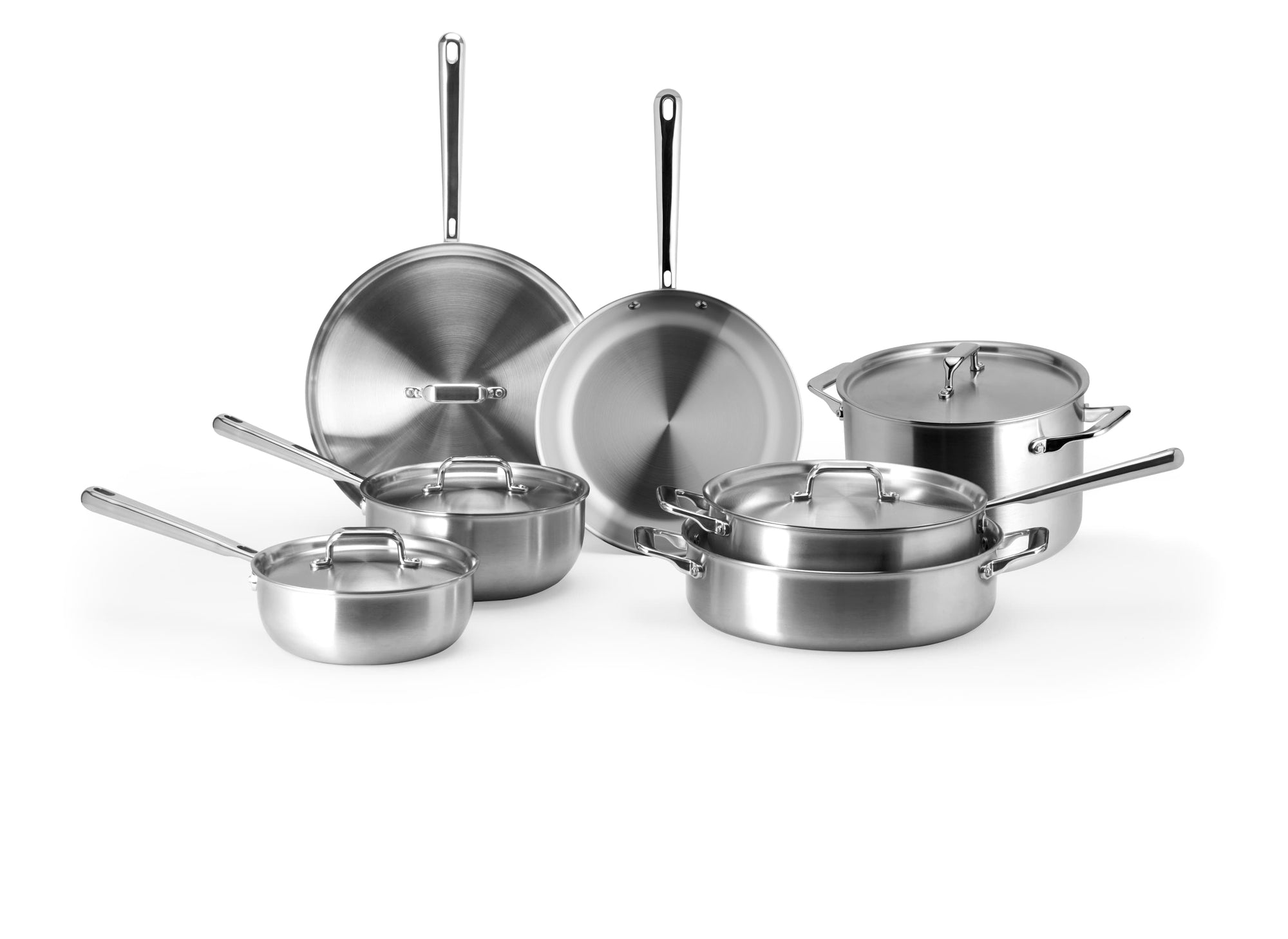 {{complete}} The Complete Cookware Set includes: 2 sauciers (2 & 3 qt), 2 skillets (10 & 12 in), 3 qt saute, 6 qt rondeau, 8 qt stockpot.