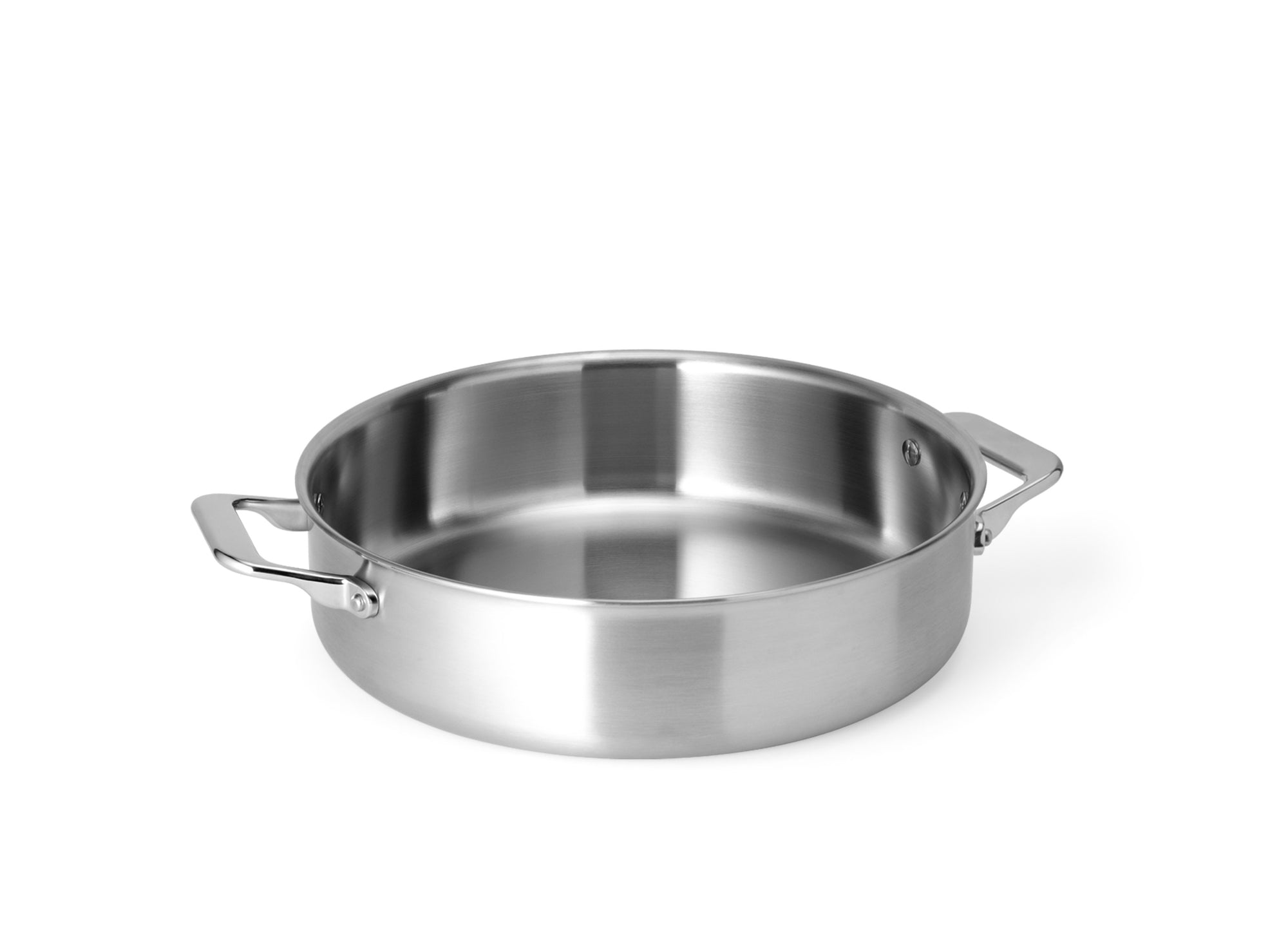 {{6-qt}} The Misen 6 QT Rondeau is adaptable to many techniques — from shallow frying chicken to slow-cooking a vegetable medley.
