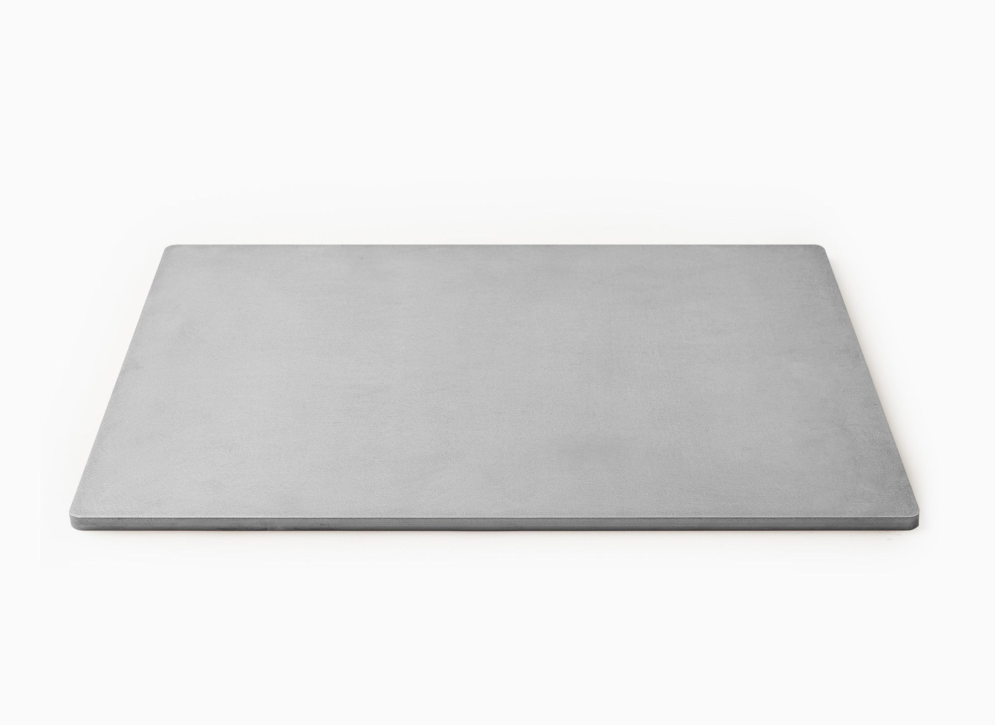 A grey Misen Oven Steel, seen from a slight angle.