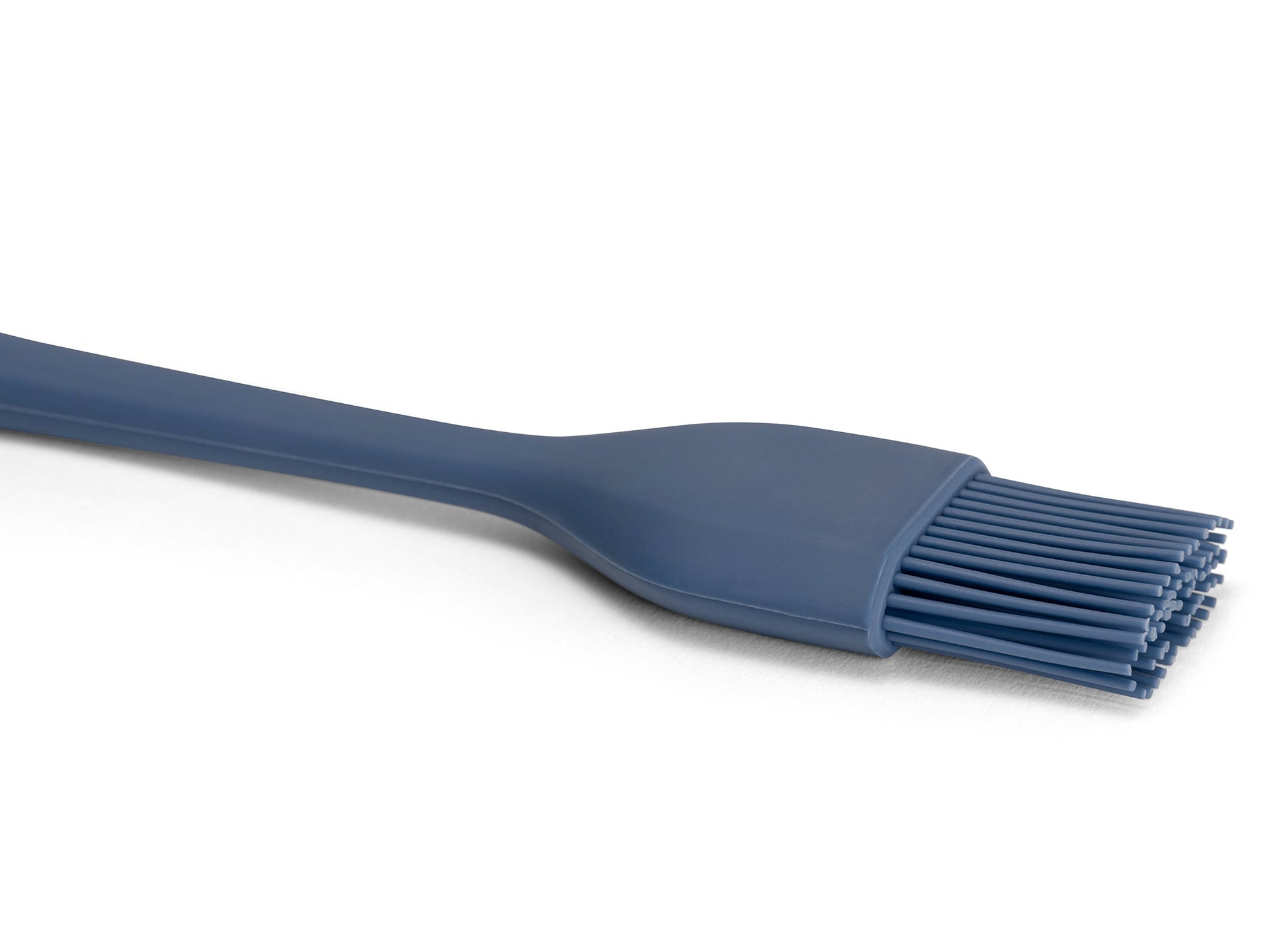 {{blue}} View of Blue Misen Pastry Brush head with silicone bristles on a white background.