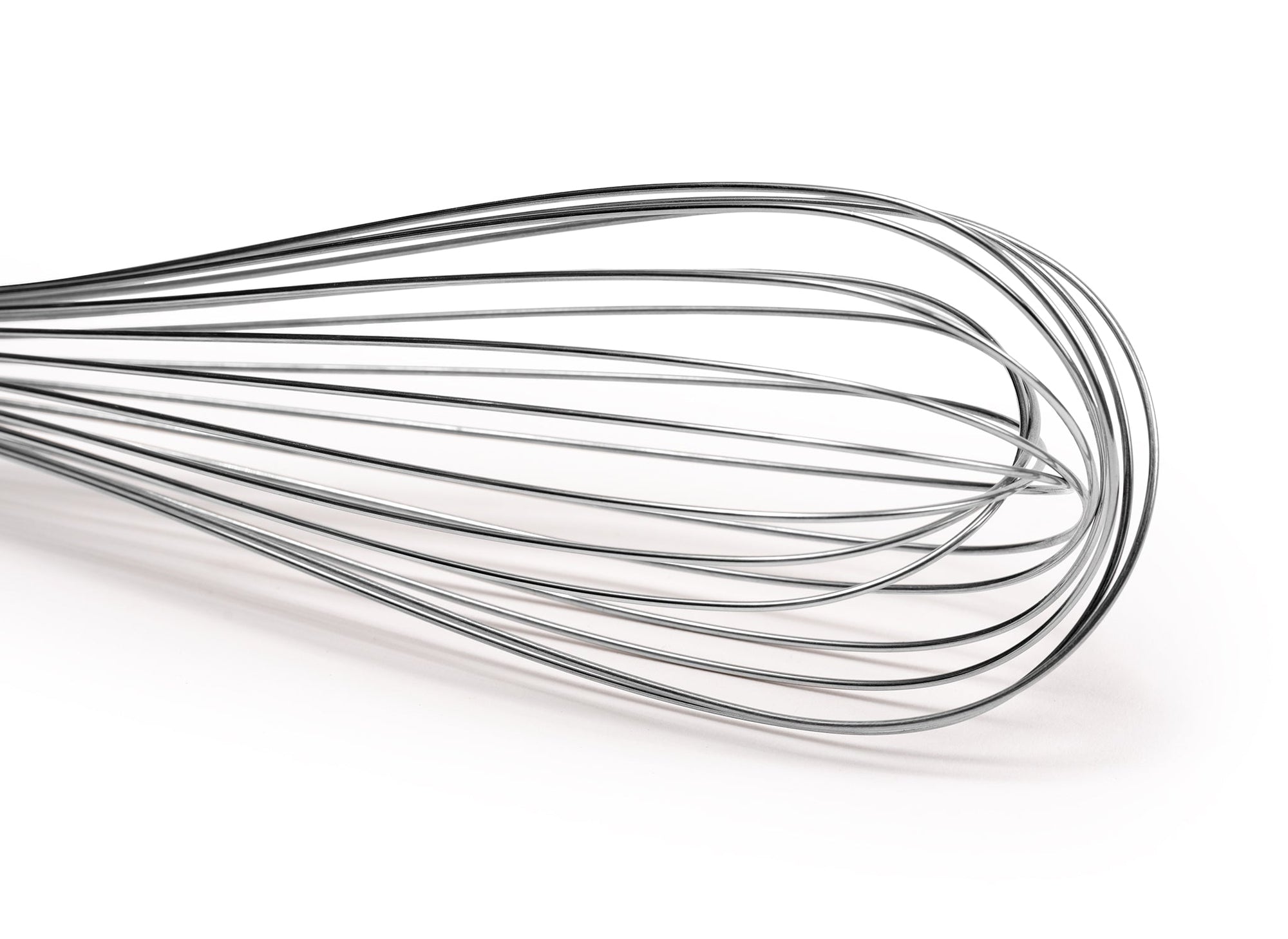 {{blue}} Close view of Misen Whisk’s wire balloon-style head on a white background.