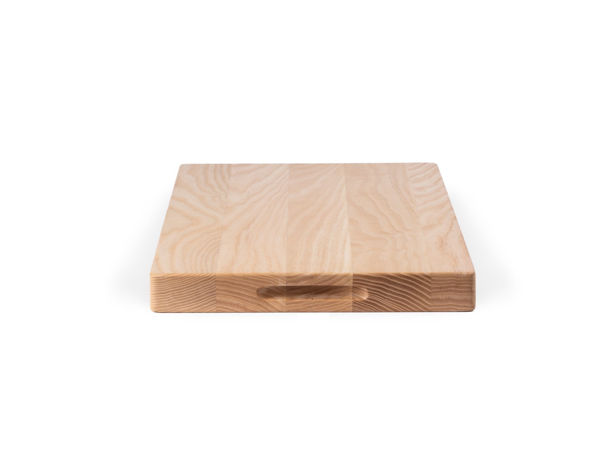 {{ash}} The Misen Cutting Board in ash wood has a simple design and construction and is easy to use and store in the kitchen.