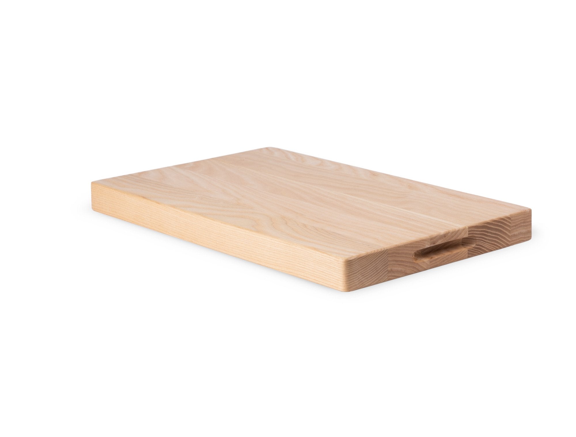 {{ash}} The Misen Cutting Board in ash wood is incredibly durable, and won't scratch or dent easily with strong, repeated cuts.