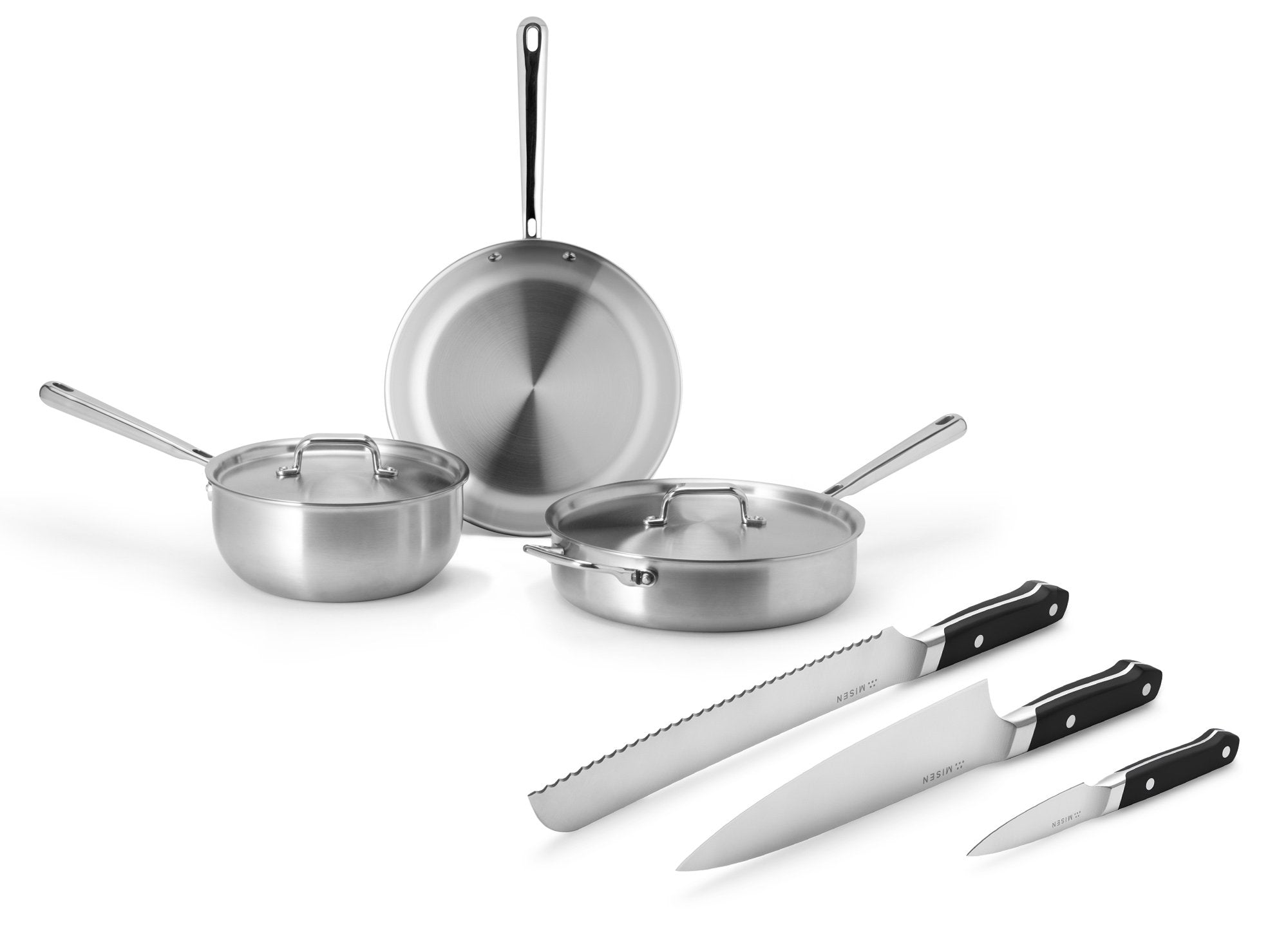 {{starter-black}} The Misen Starter Cookware + Knife Bundle includes the Starter Cookware Set and the 3 piece Essentials Knife Set in black.